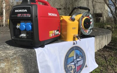 Nowy generator Hondy zasili w prąd sztab wspierający działania ratownicze.