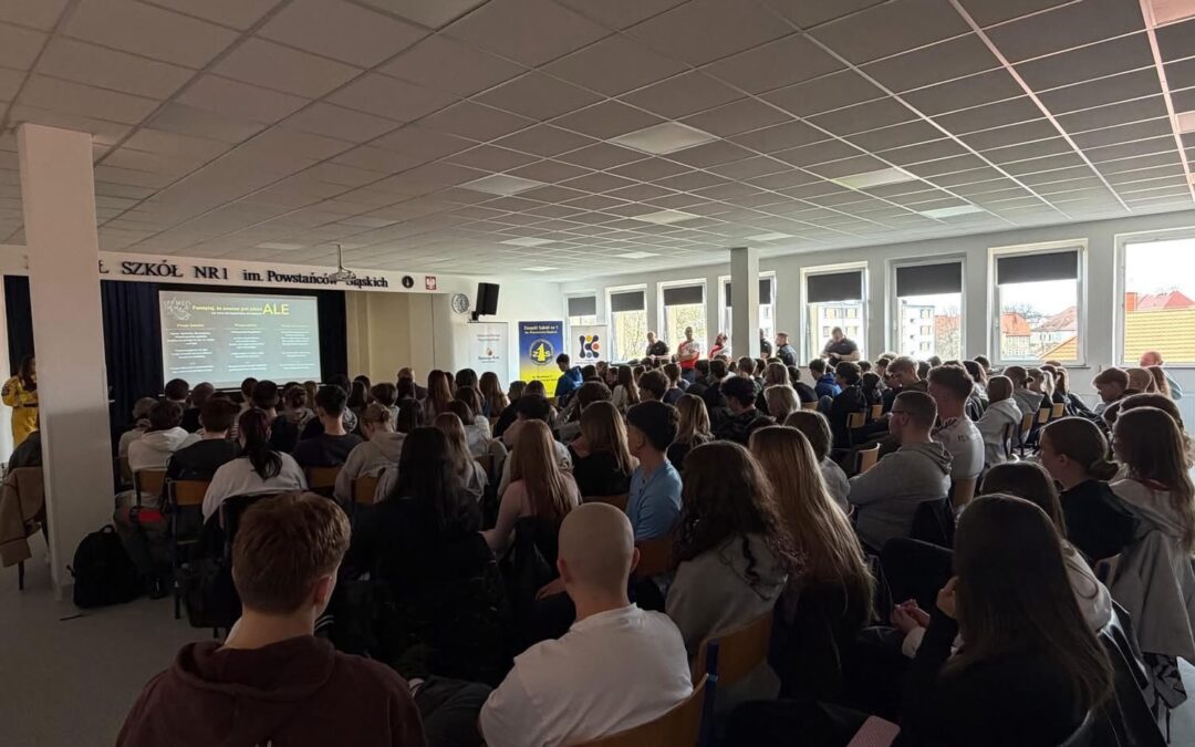 Społeczna kampania informacyjna „Zawsze jest ktoś, kto chce Cię wysłuchać”